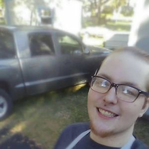 Meet your Posher, Cameron